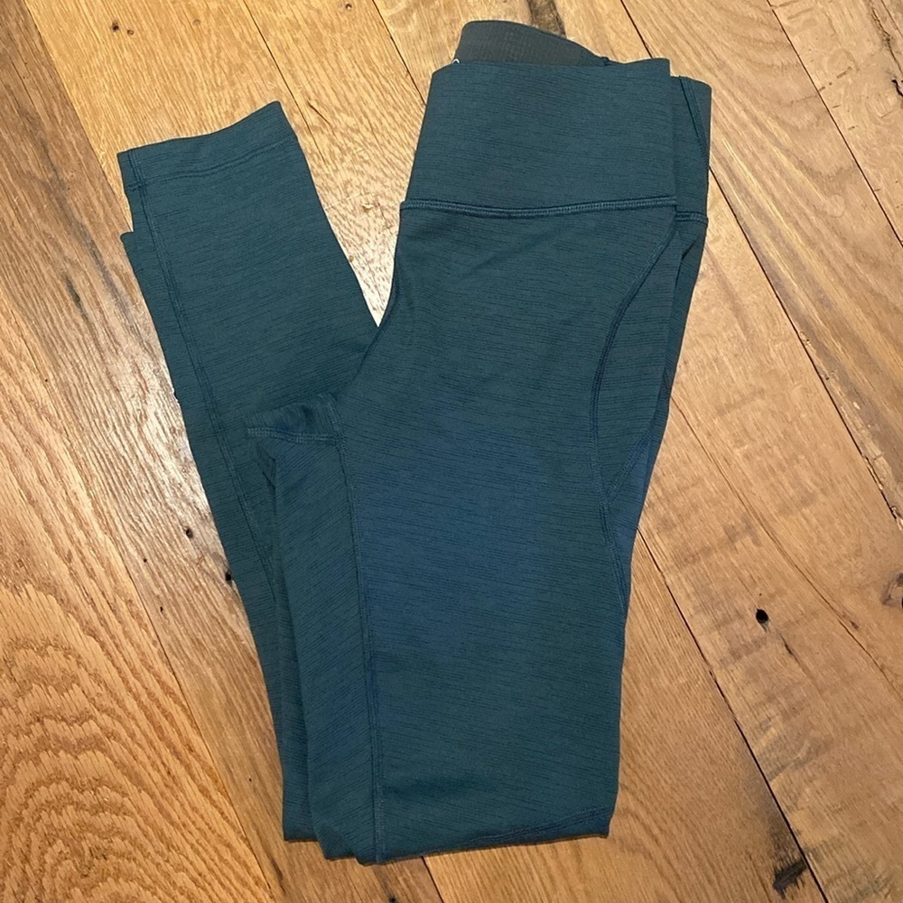Outdoor Voices Women's TechSweat Back Pocket Leggings JL3 Evergreen SMALL